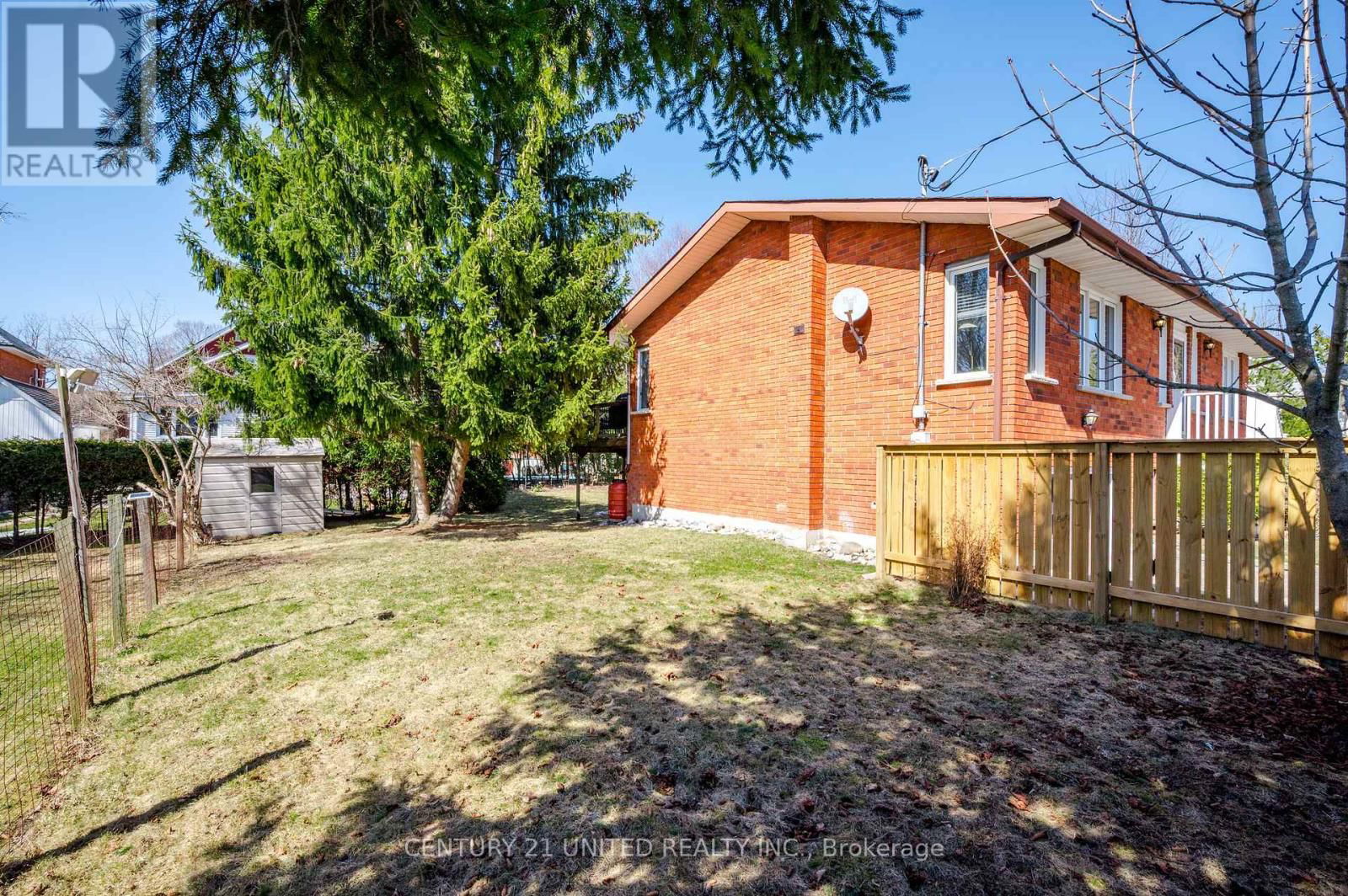 62 YOUNG STREET Image 40