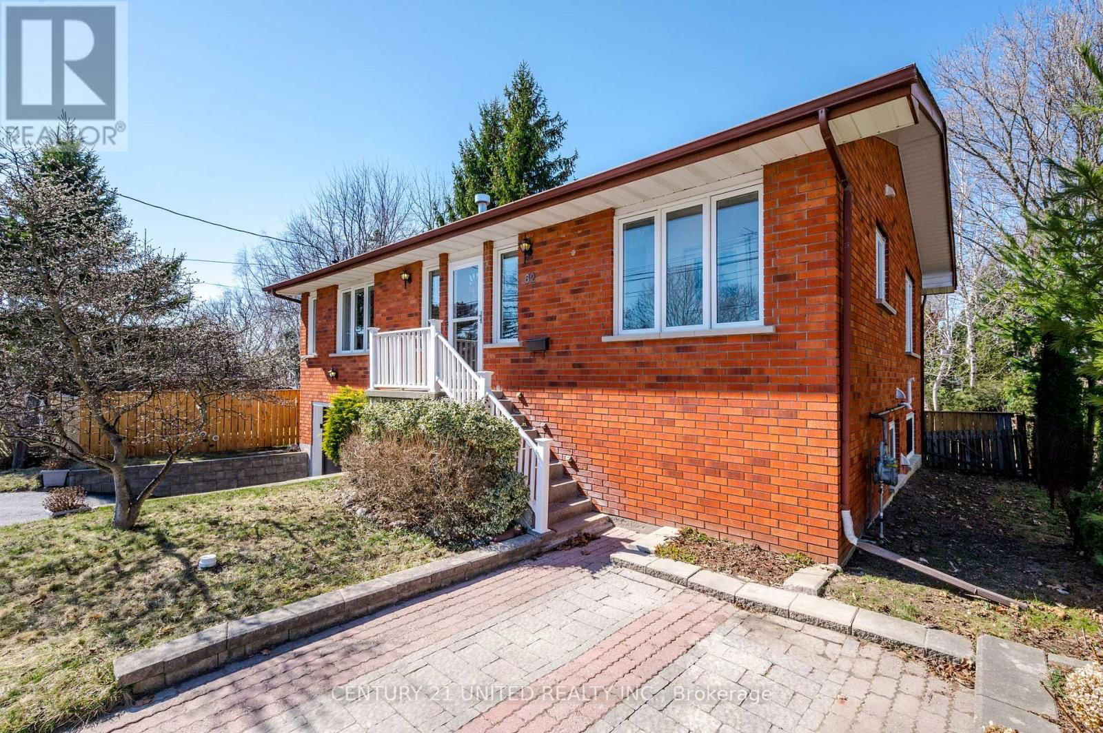 62 YOUNG STREET Image 5