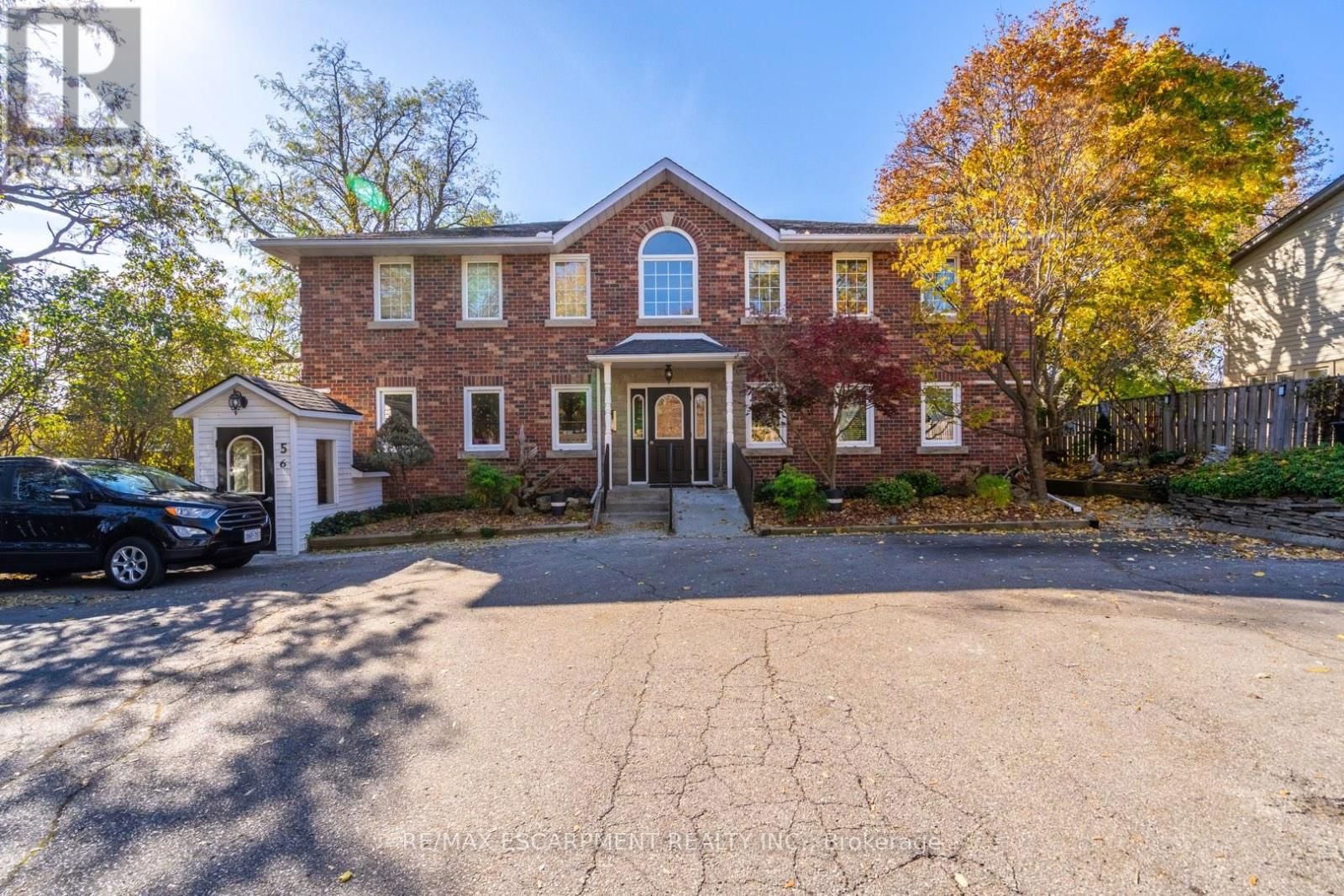 81 HAMILTON STREET NORTH Image 2