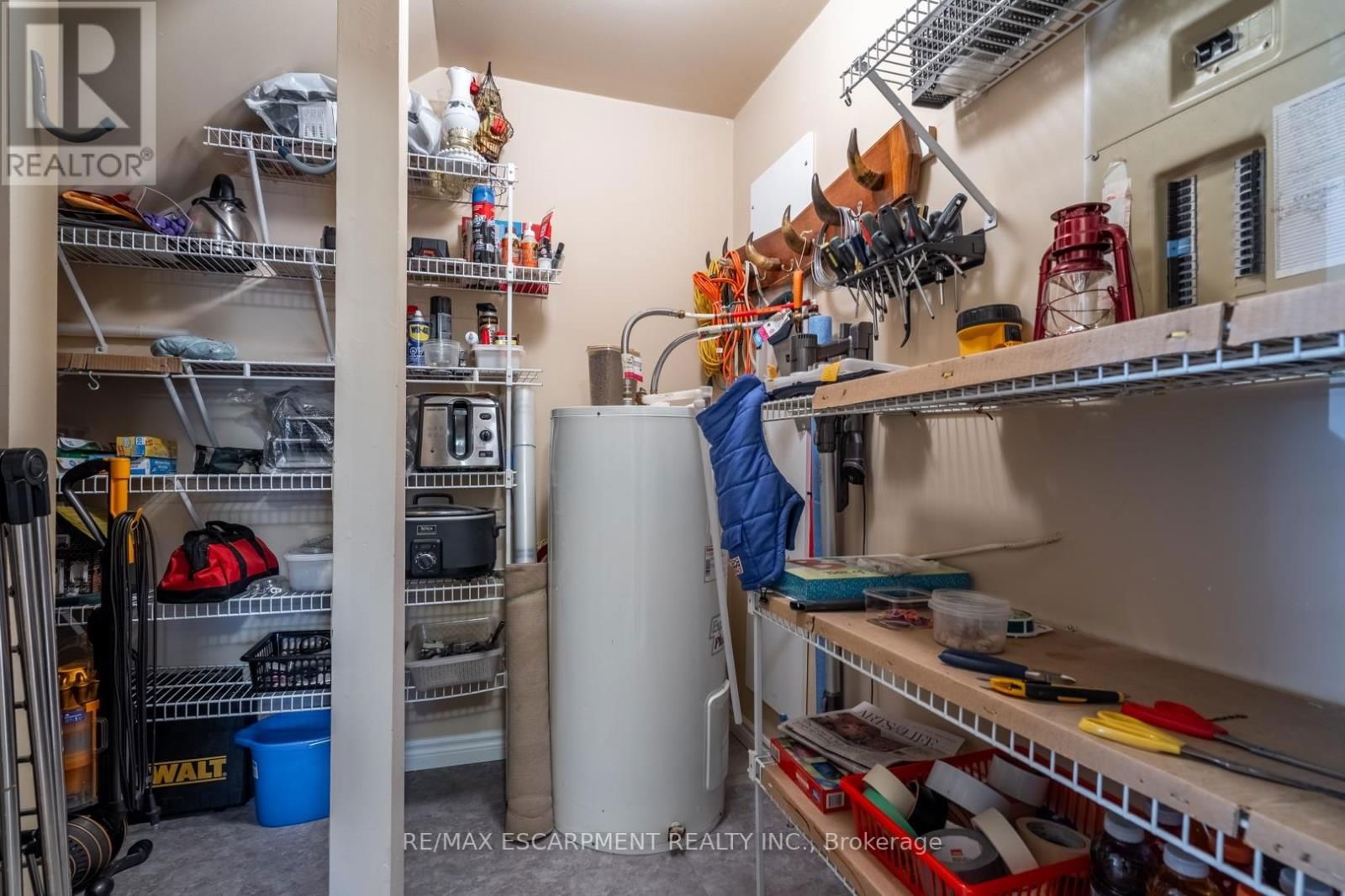 81 HAMILTON STREET NORTH Image 37