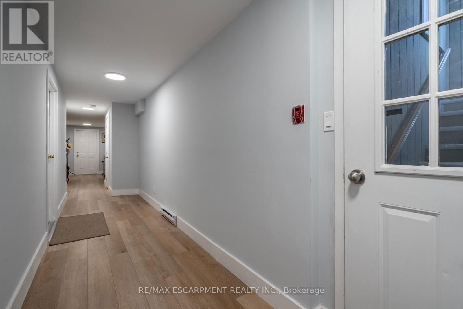 81 HAMILTON STREET NORTH Image 9