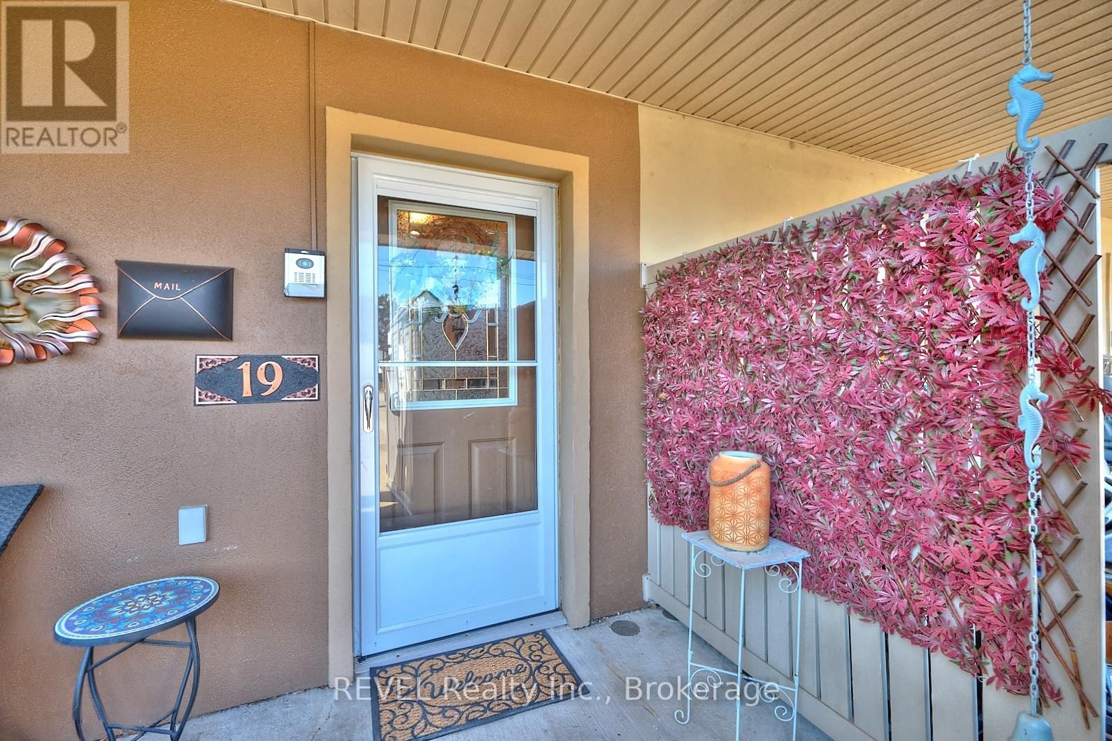 19 KNOLL STREET Image 9