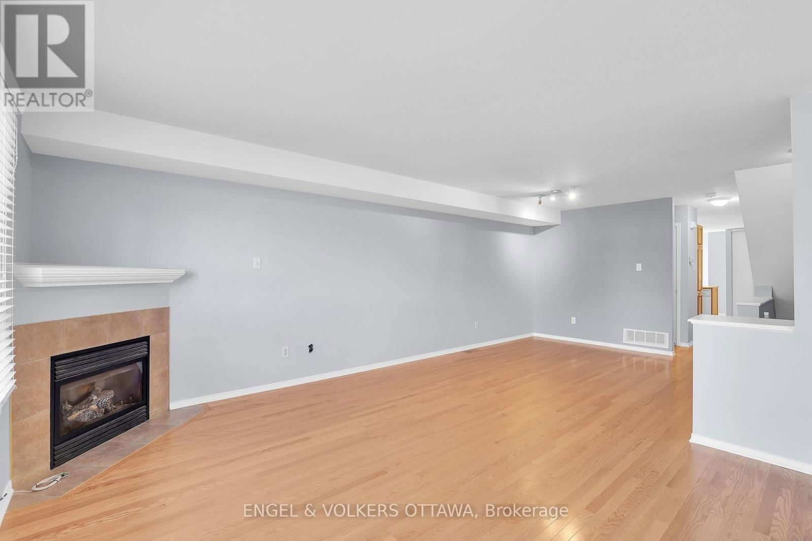 10 - 811 LONGFIELDS DRIVE Image 11