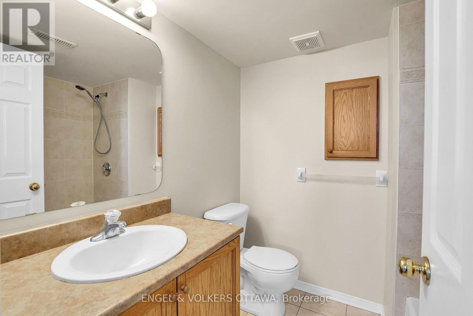 10 - 811 LONGFIELDS DRIVE Image 20