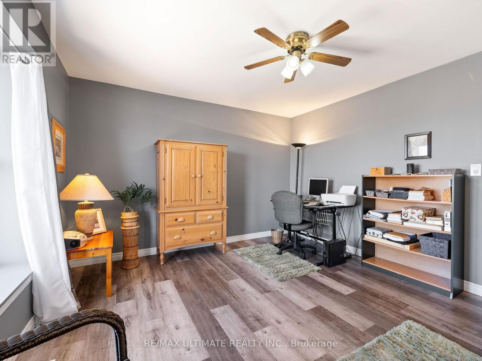 3 - 252 BERTIE STREET Image 23