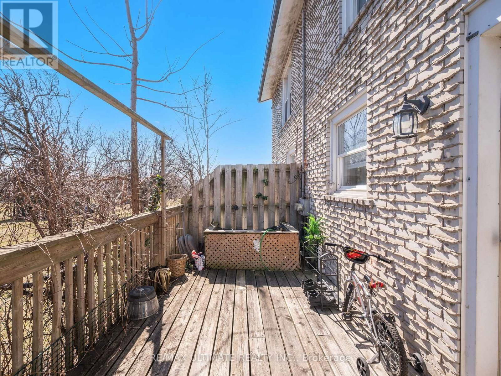 3 - 252 BERTIE STREET Image 34