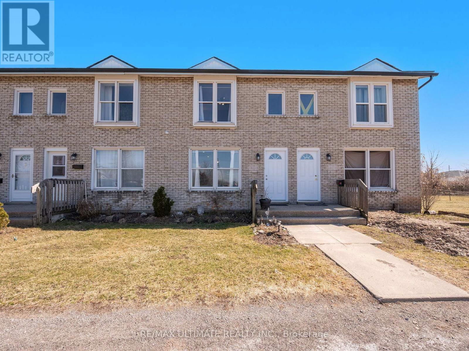 3 - 252 BERTIE STREET Image 36