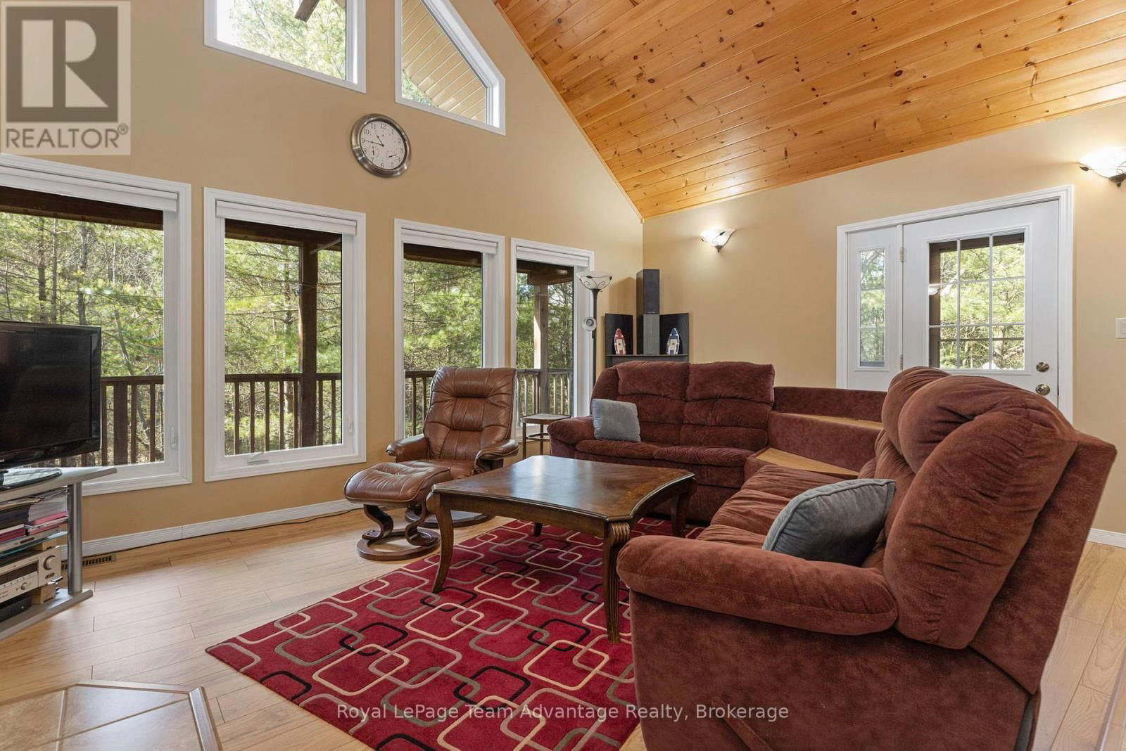 72 RICHWOOD DRIVE Image 15