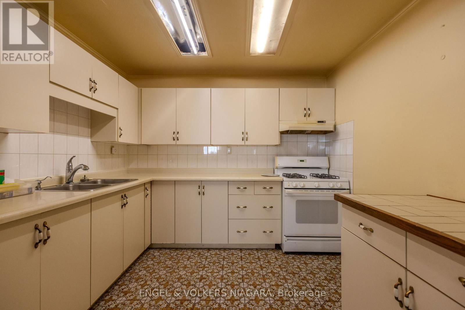 4945 PORTAGE ROAD Image 17