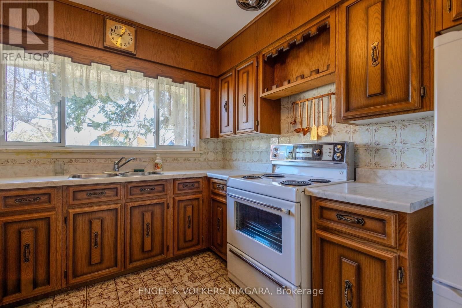 4945 PORTAGE ROAD Image 8