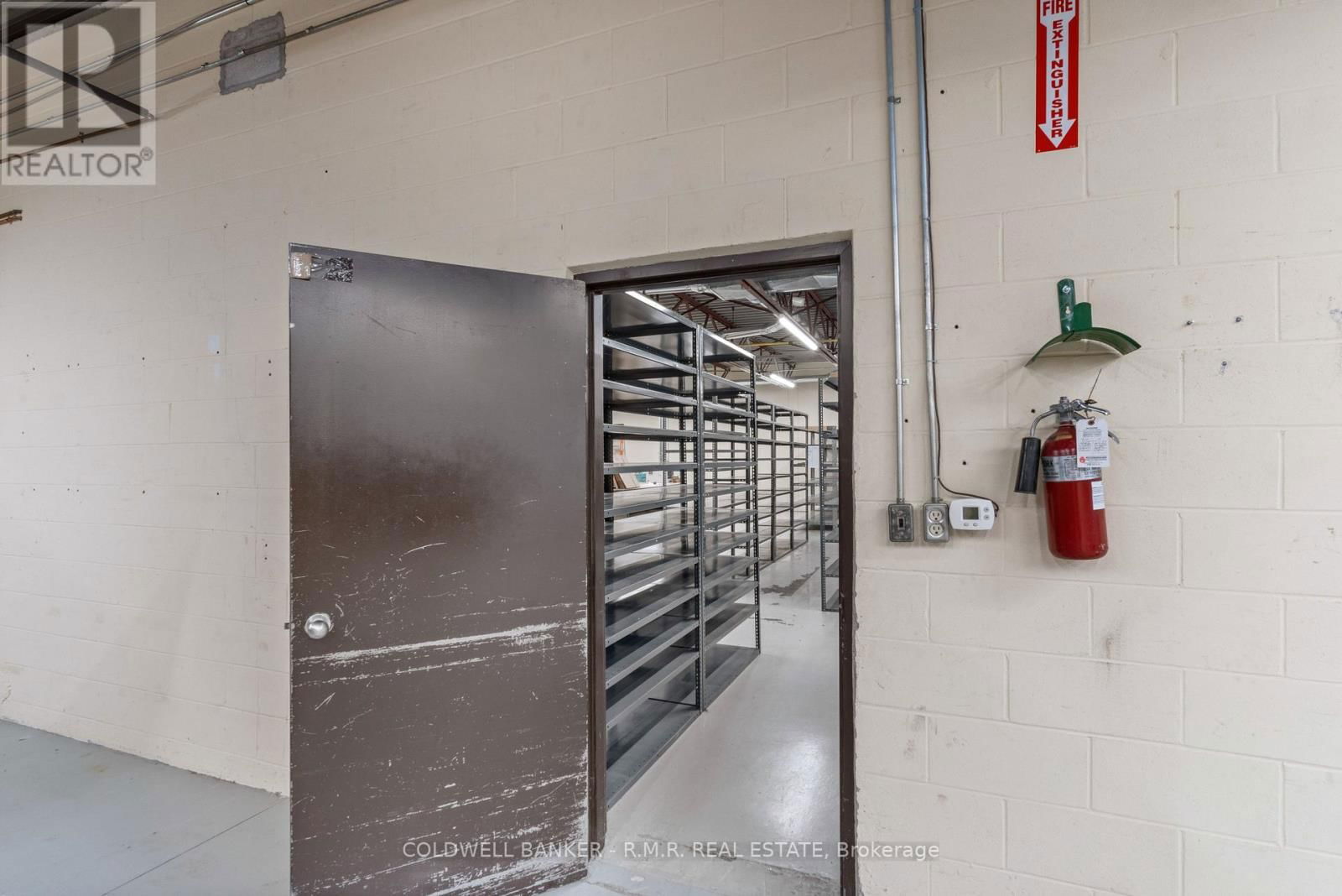 1 - 330 WARD STREET Image 22