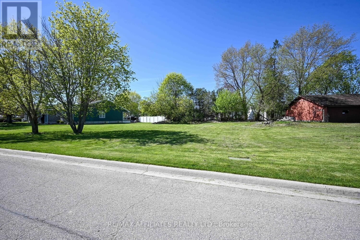 00 GEORGE AVENUE Image 4