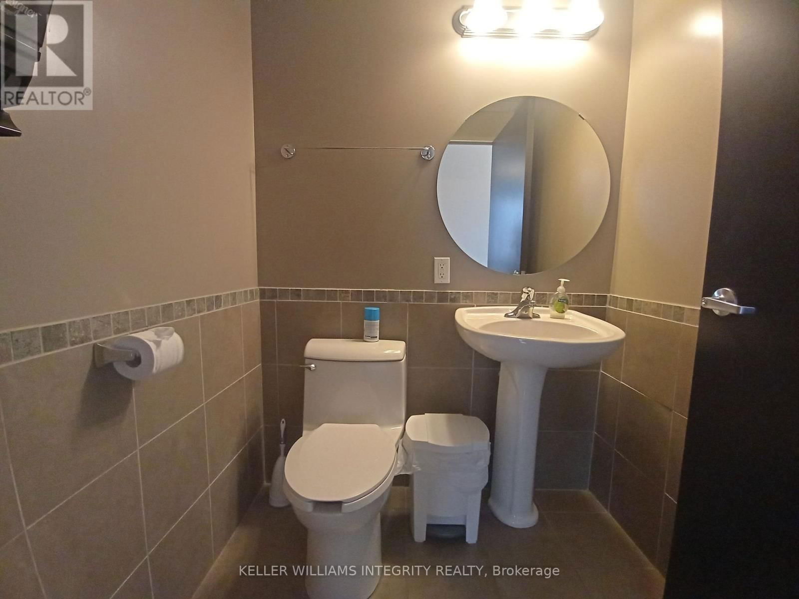 5 - 300 TERRY FOX DRIVE Image 10