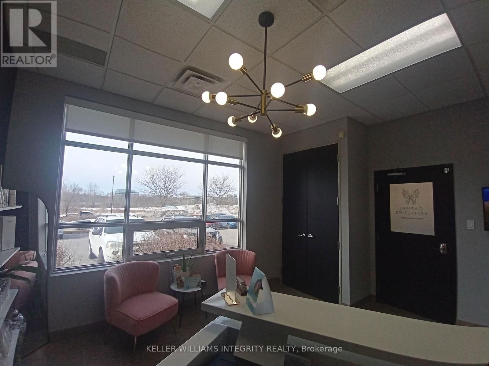 5 - 300 TERRY FOX DRIVE Image 19