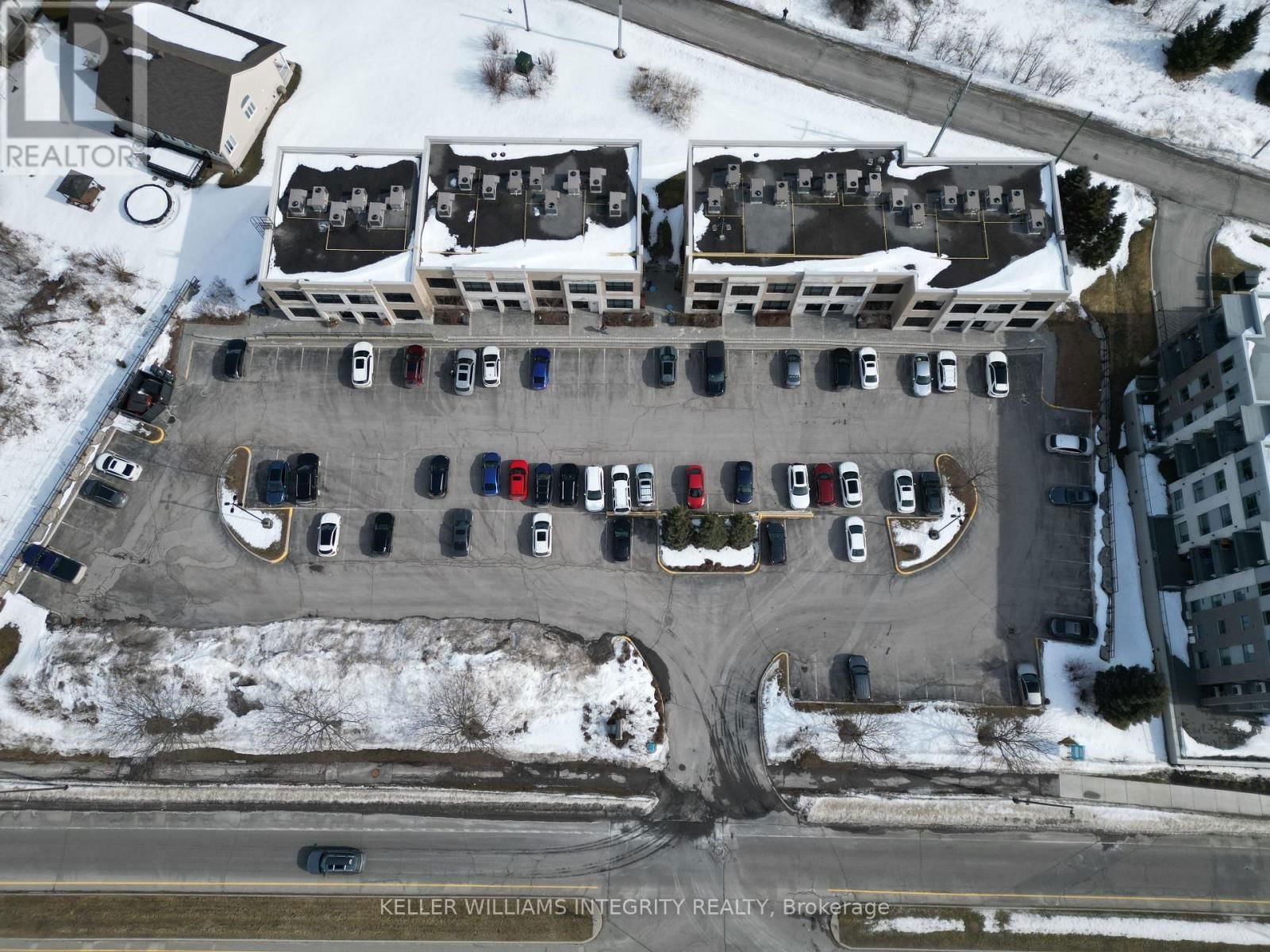 5 - 300 TERRY FOX DRIVE Image 38