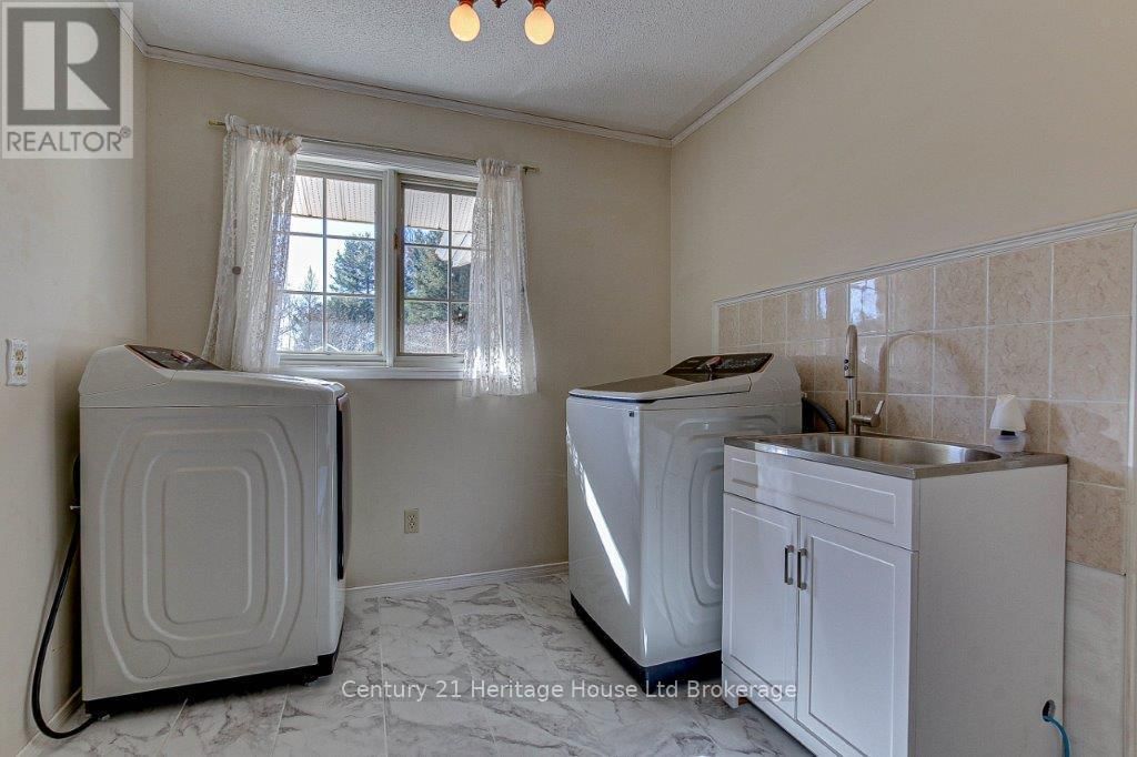 266132 MAPLE DELL ROAD Image 18
