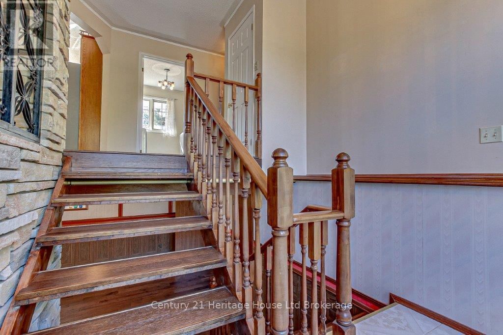 266132 MAPLE DELL ROAD Image 21