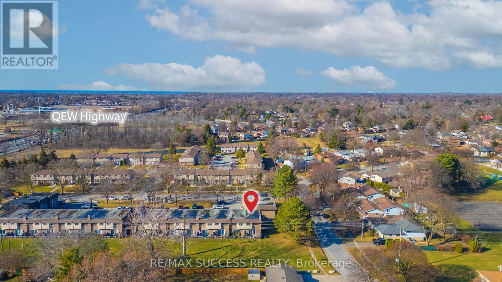 4 - 4230 MEADOWVALE DRIVE Image 30
