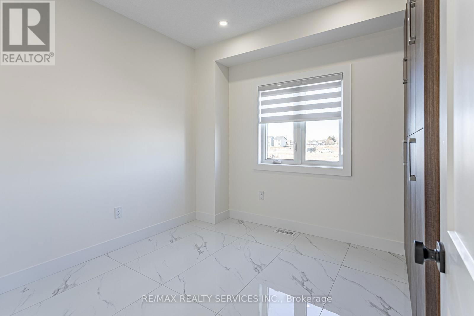 1187 HOBBS DRIVE Image 16