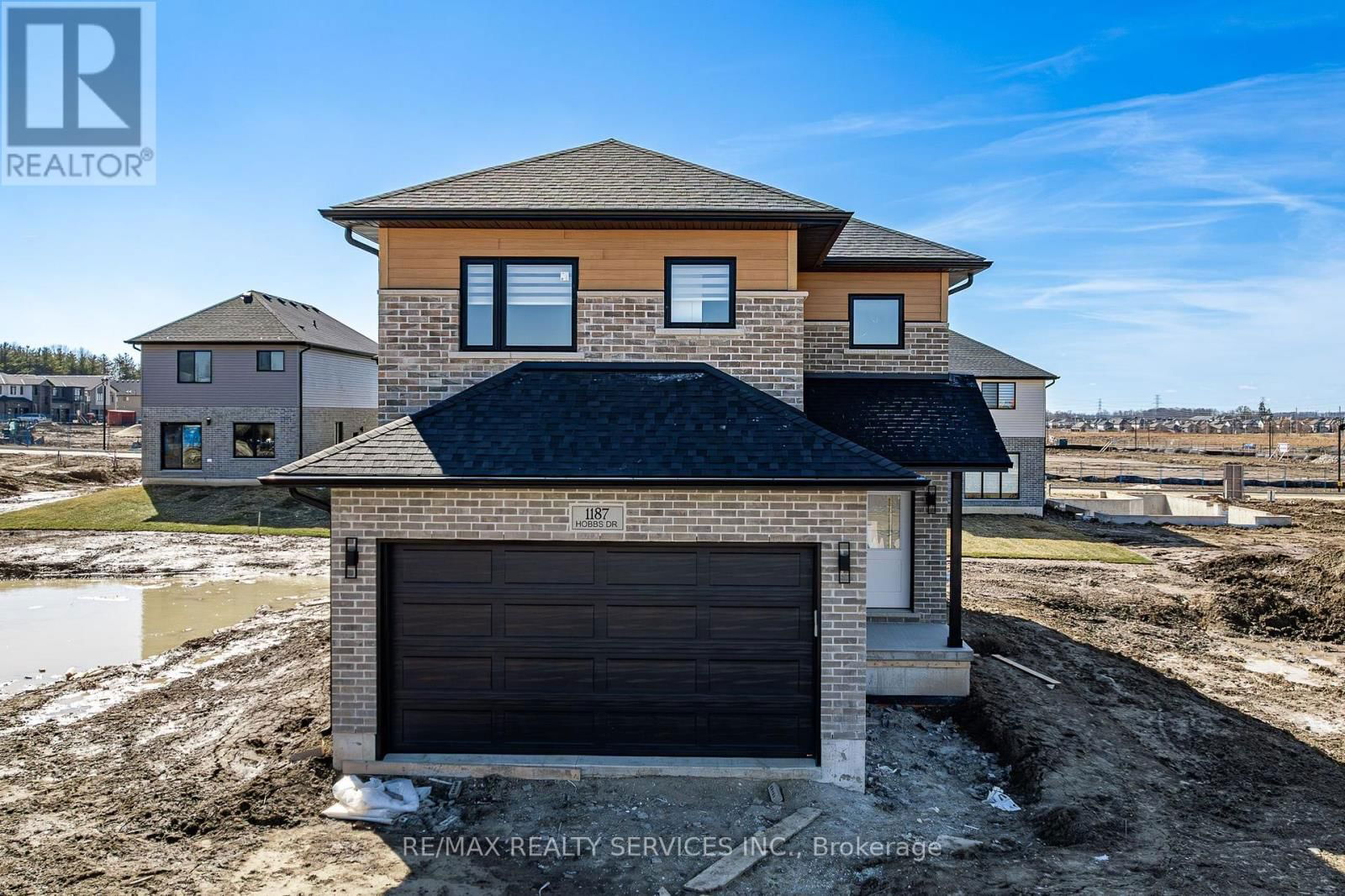 1187 HOBBS DRIVE Image 2
