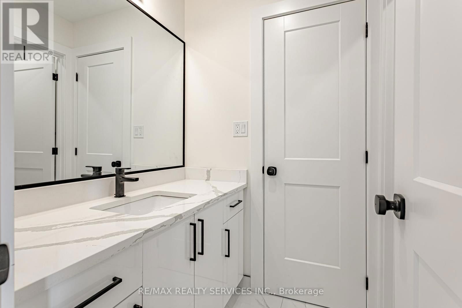 1187 HOBBS DRIVE Image 29