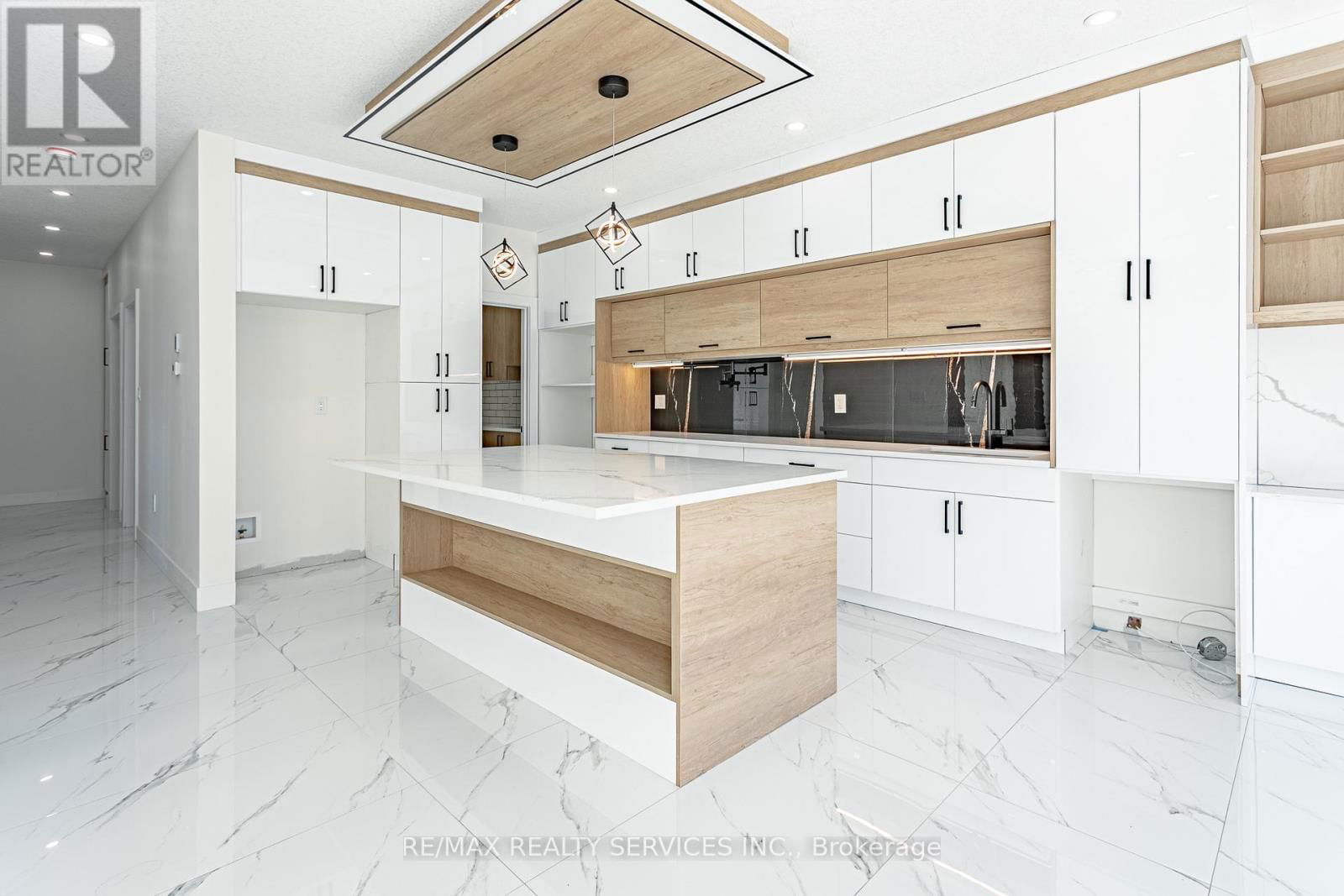 1187 HOBBS DRIVE Image 9