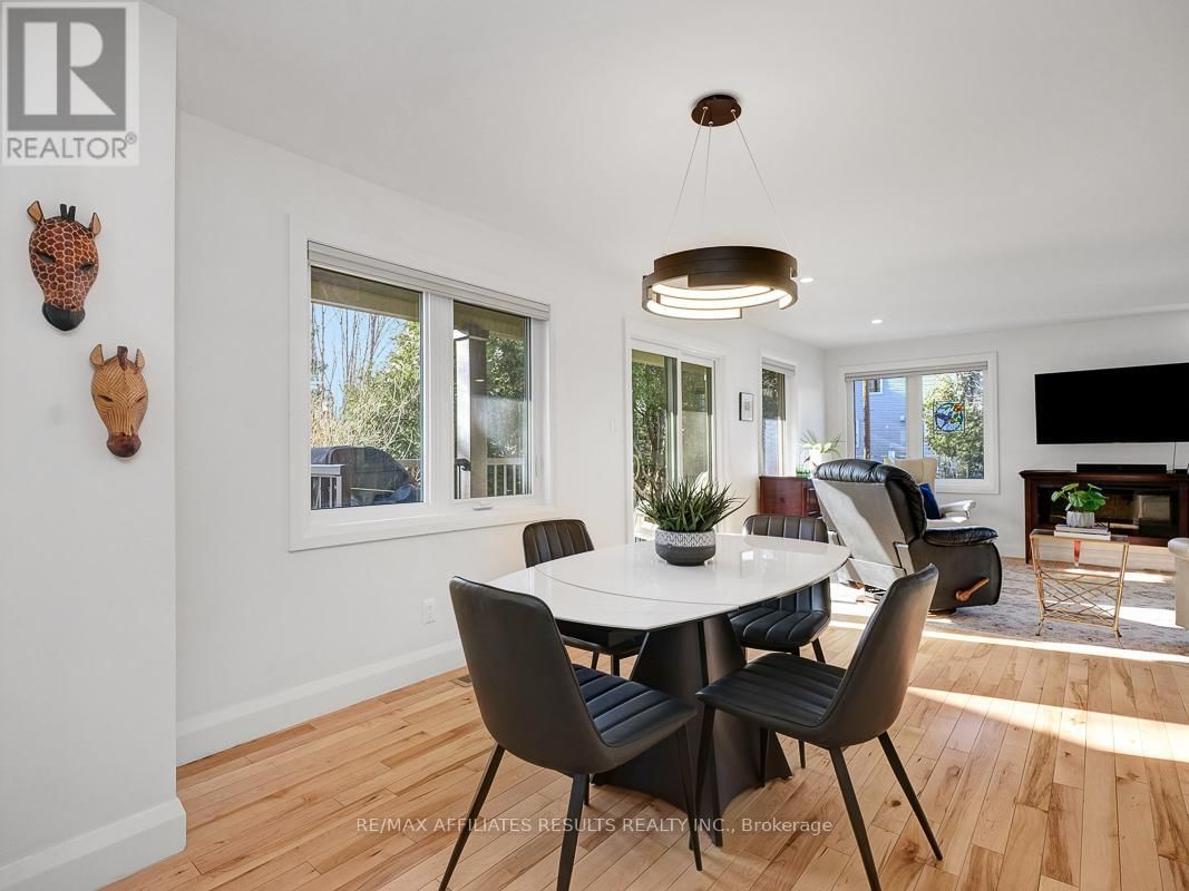 23 TUNIS AVENUE Image 16