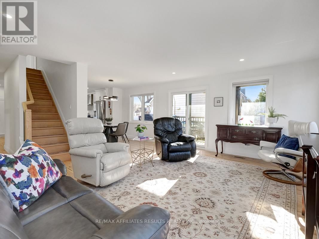 23 TUNIS AVENUE Image 20
