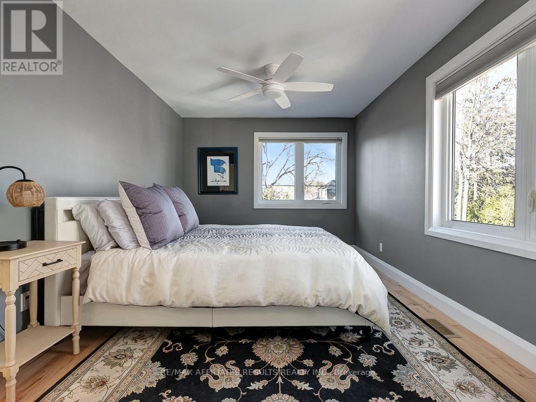 23 TUNIS AVENUE Image 35