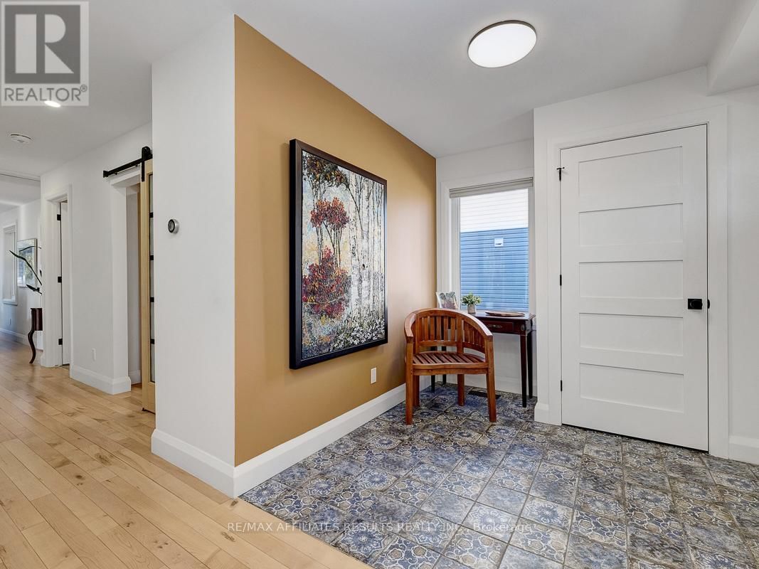 23 TUNIS AVENUE Image 5
