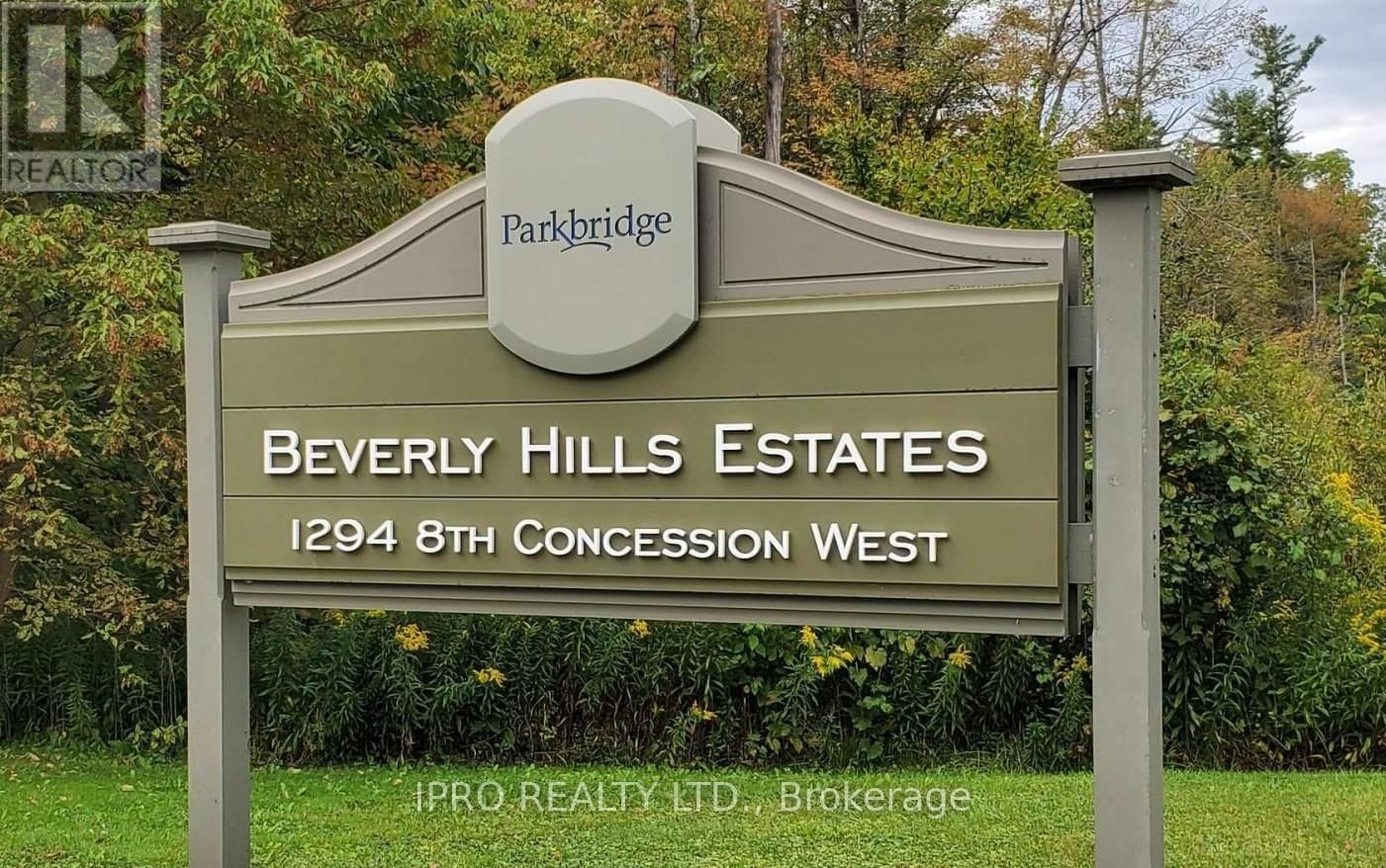 137 MAPLE CRESCENT Image 29
