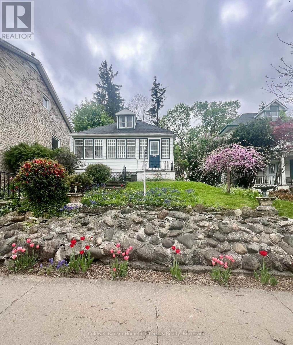 230 QUEEN STREET EAST Image 3