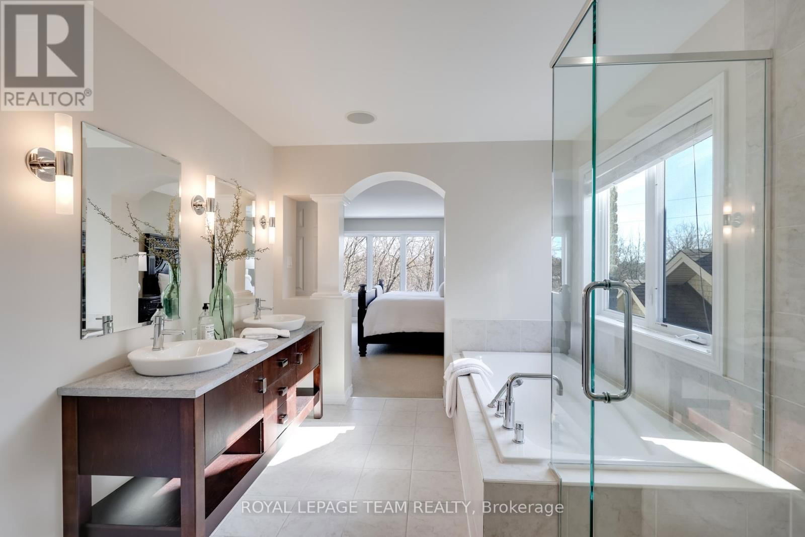 665 KOCHAR DRIVE Image 29