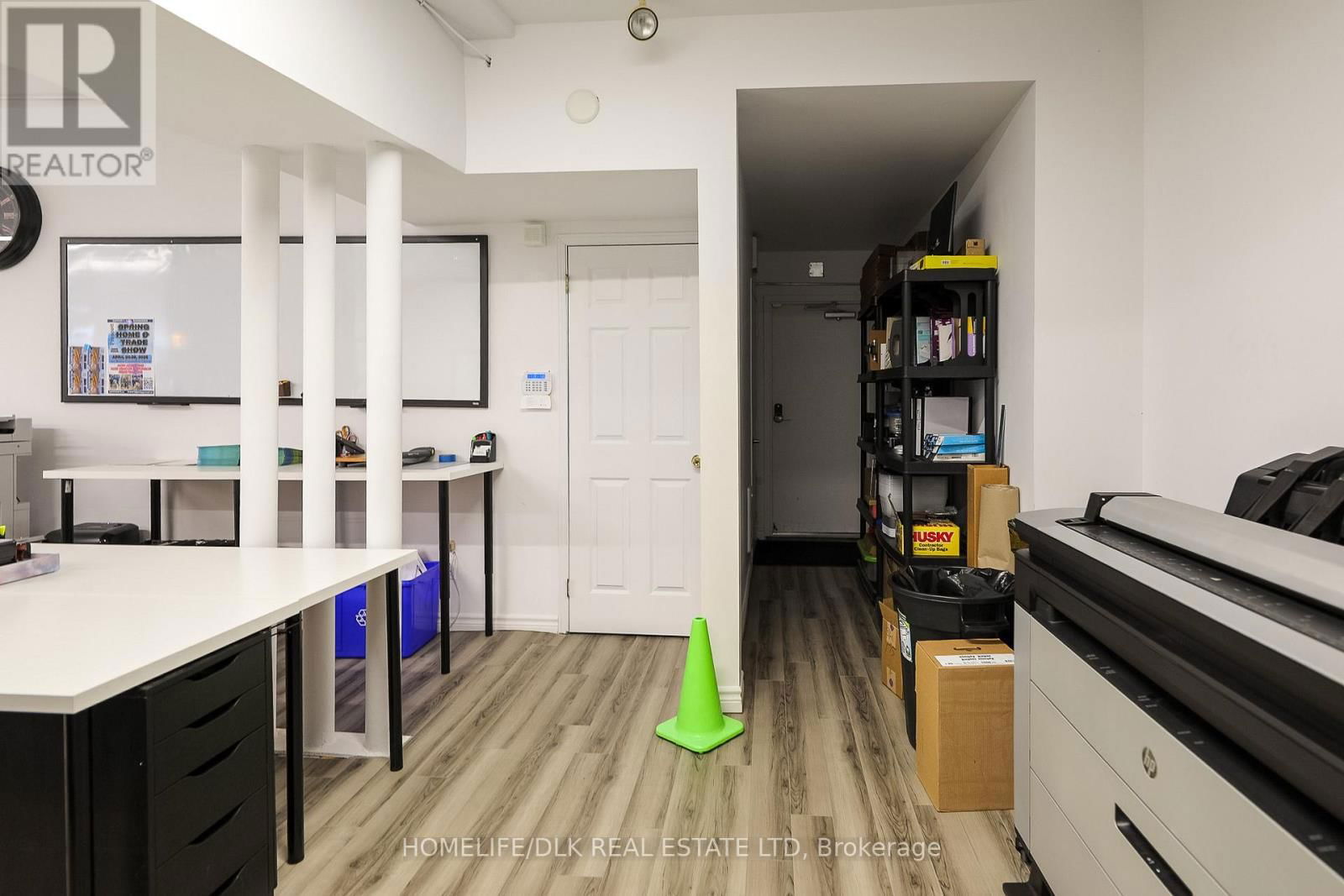 224 KING STREET WEST Image 11