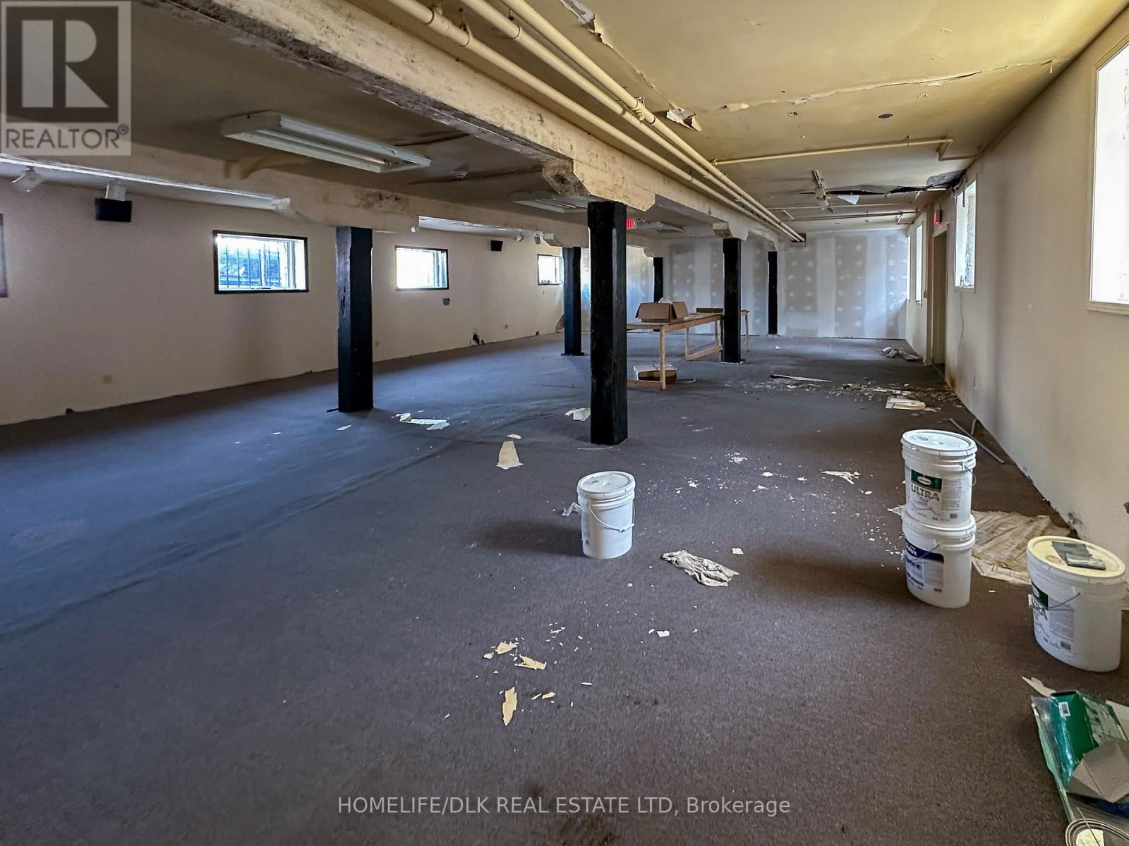 224 KING STREET WEST Image 22