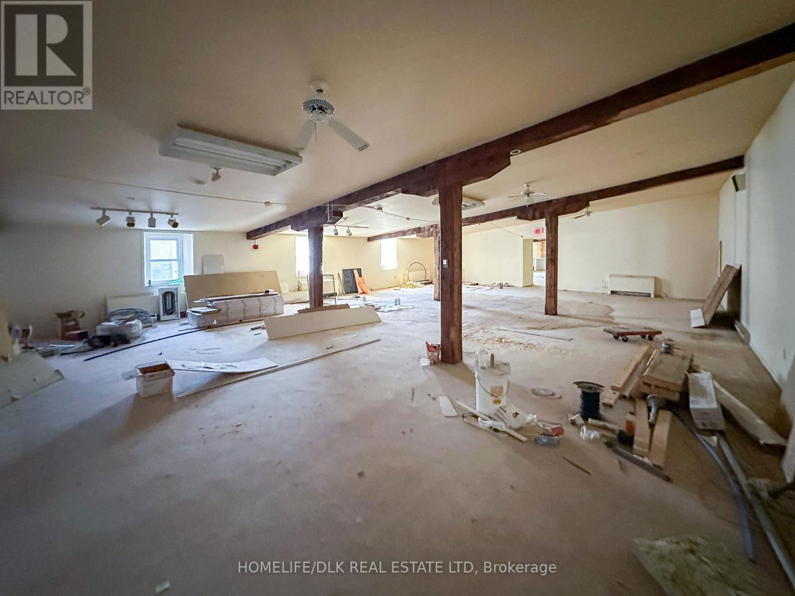 224 KING STREET WEST Image 24