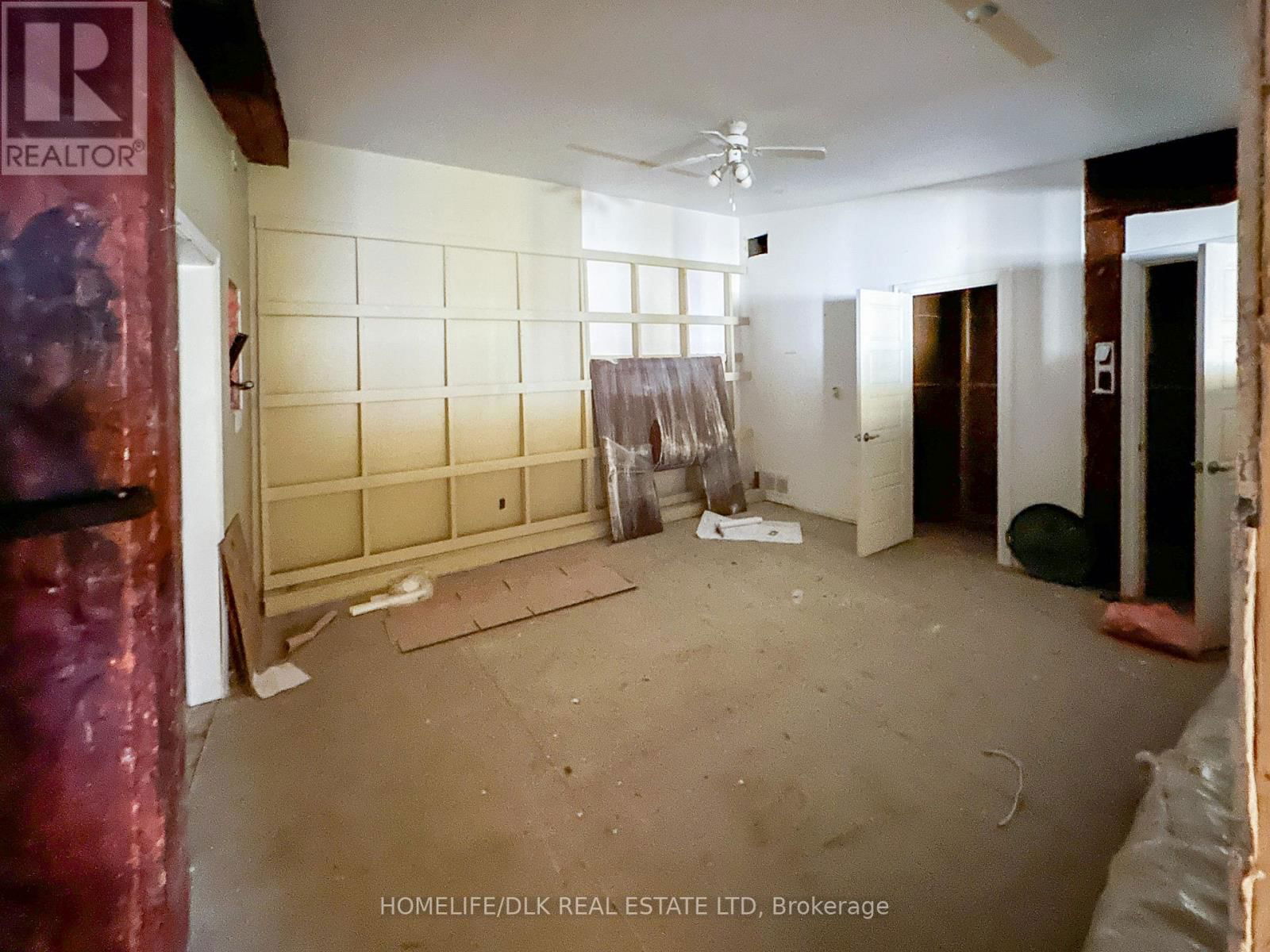 224 KING STREET WEST Image 33