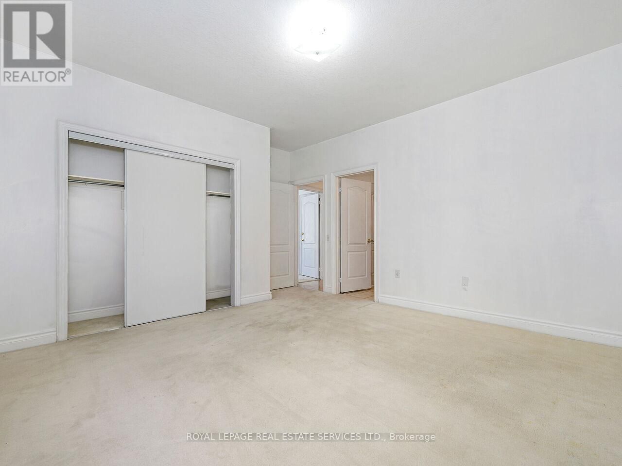 20 KOPPERFIELD LANE Image 31