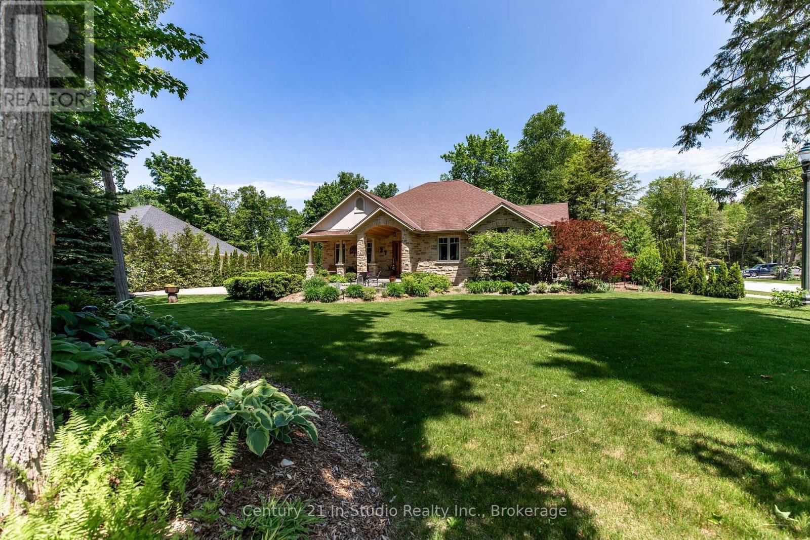 27 CARTER DRIVE Image 1