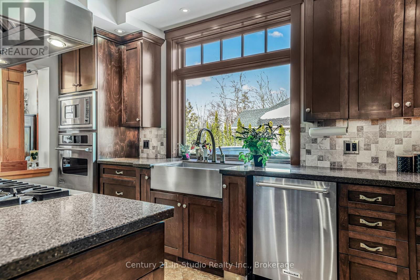 27 CARTER DRIVE Image 18