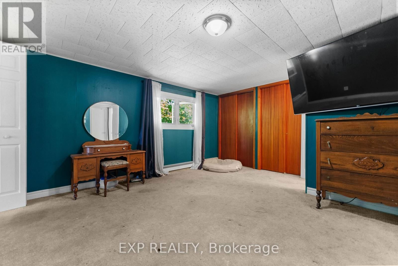 397 CHARLES AVENUE Image 20