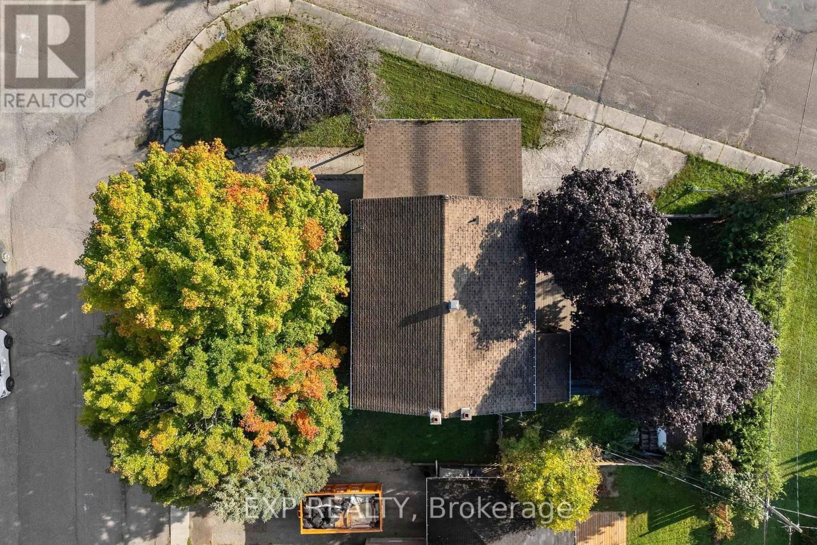 397 CHARLES AVENUE Image 23