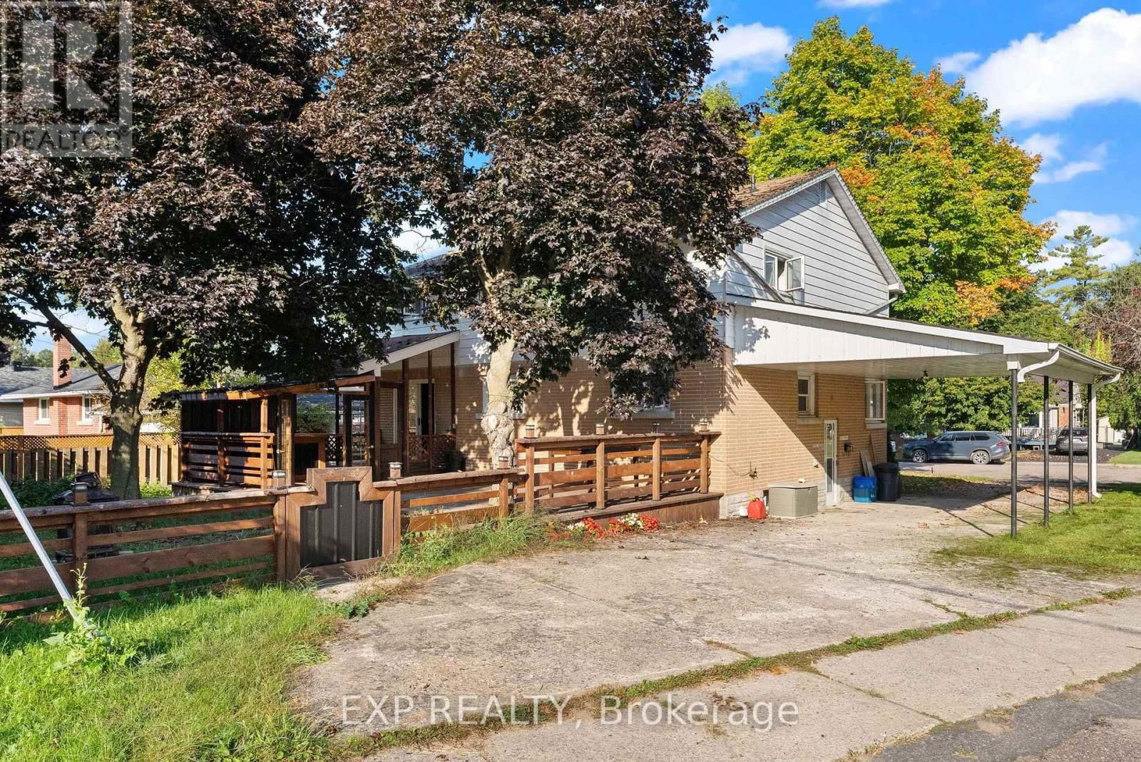 397 CHARLES AVENUE Image 3