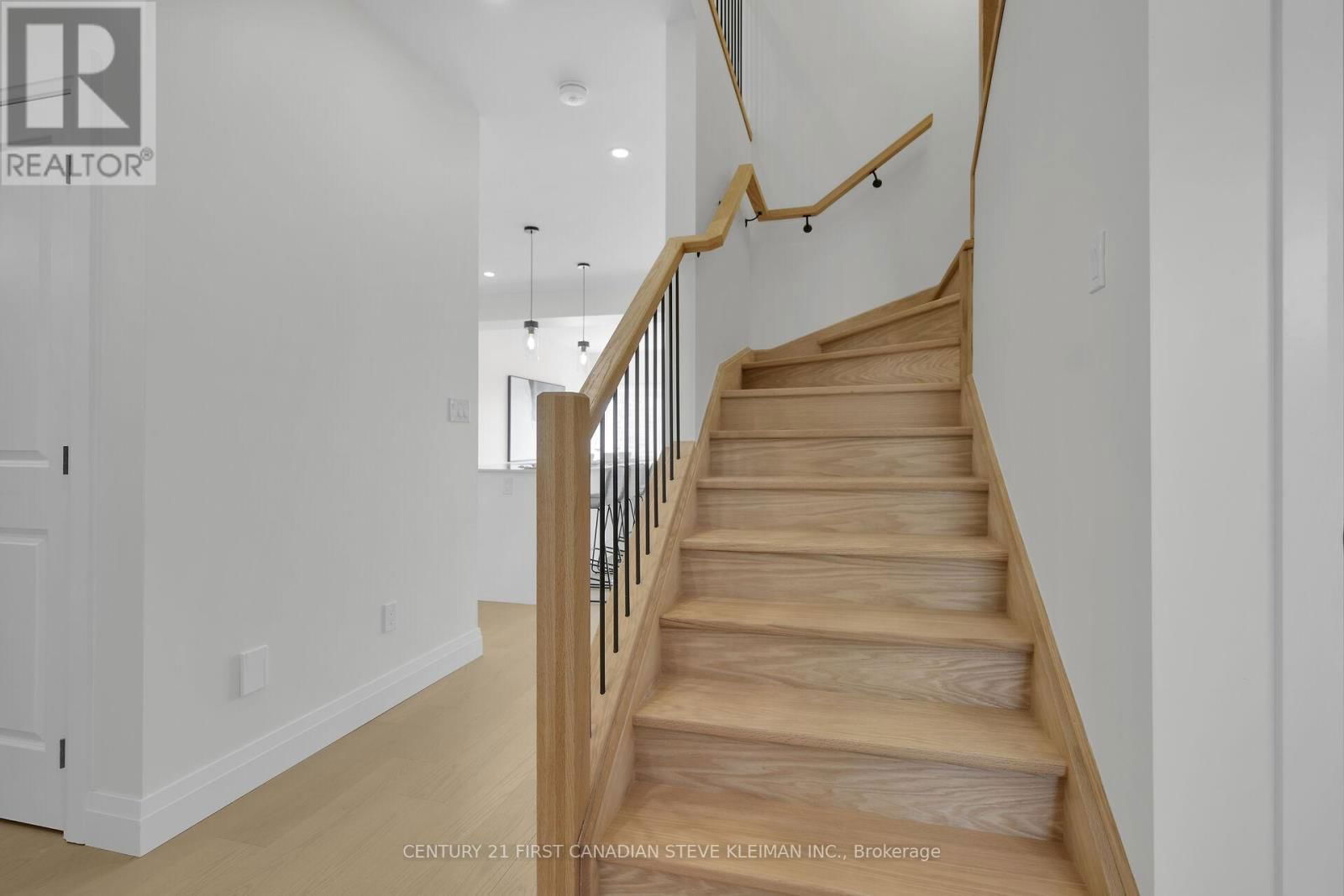 1244 WHETHERFIELD STREET Image 13