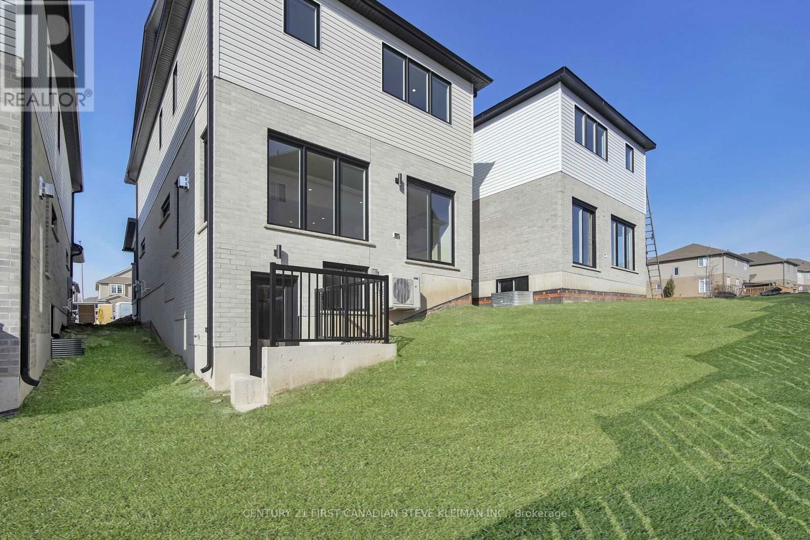 1244 WHETHERFIELD STREET Image 29