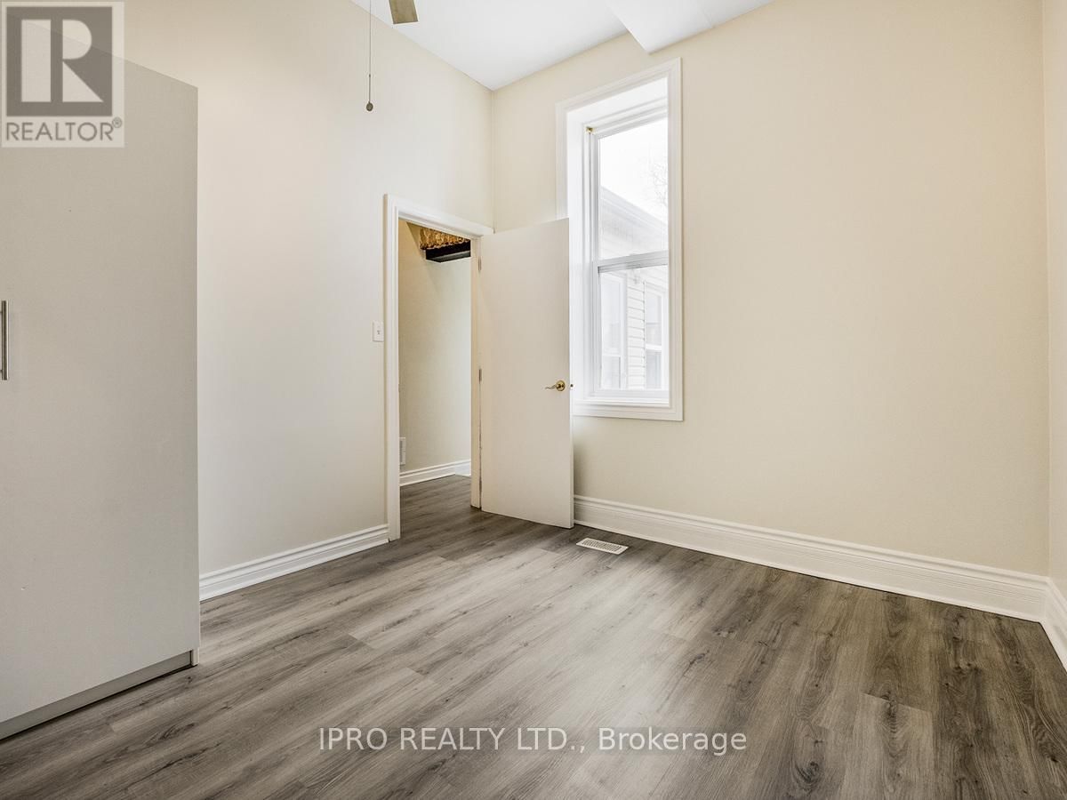 1308 KING STREET EAST Image 35