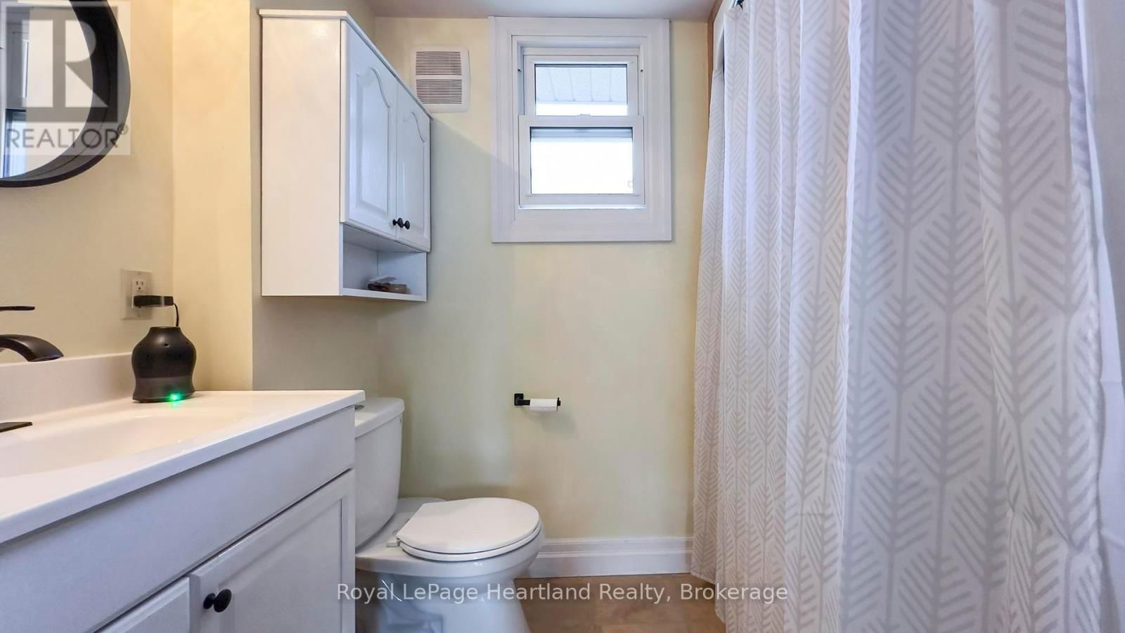 74398 CARDINAL COURT Image 25