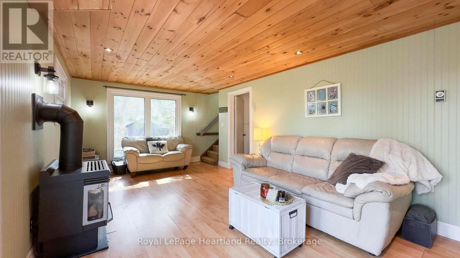 74398 CARDINAL COURT Image 9