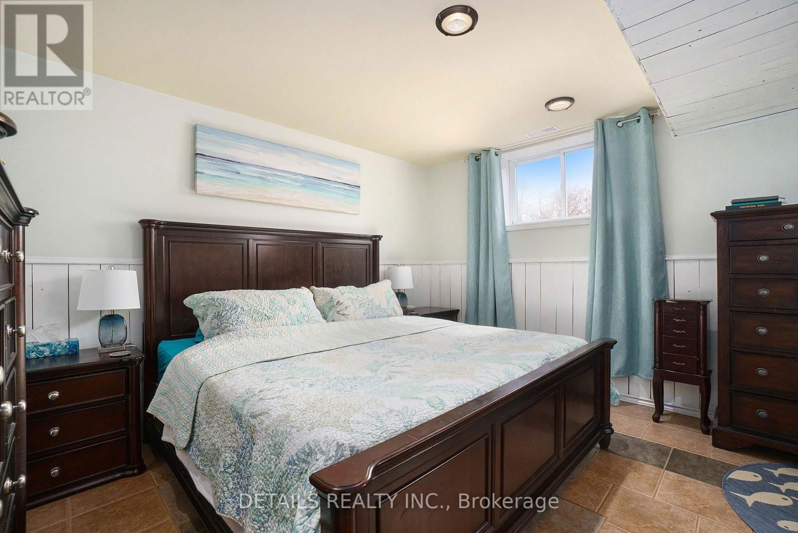 10083 MCINTYRE ROAD Image 13