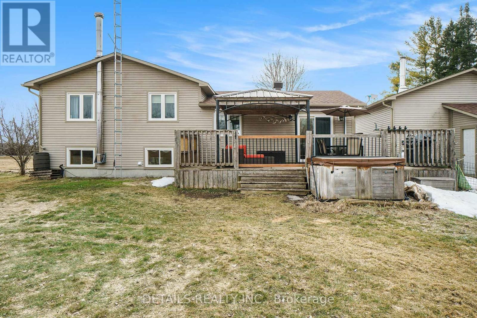 10083 MCINTYRE ROAD Image 27